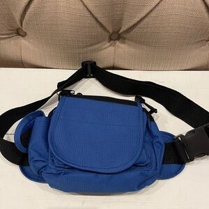 𝅺fanny Pack, 3 Zippered Compartments Adjustable Waist Sport Fanny Pack Bag